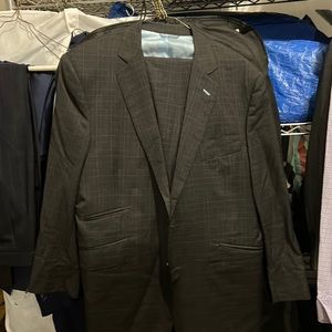 Excellent condition dark grey check wool/cashmere blend custom suit